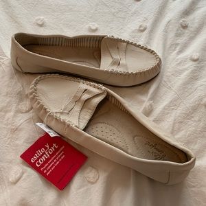 Dexflex Comfort loafers size 10